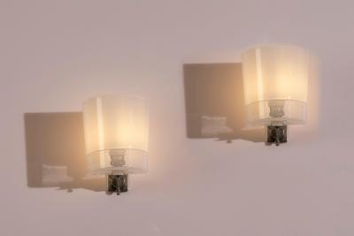  Venini Pair of Venini Wall Sconces in Lattimo and Reticello Murano Glass 1950s