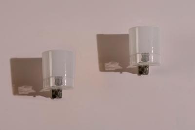  Venini Pair of Venini Wall Sconces in Lattimo and Reticello Murano Glass 1950s
