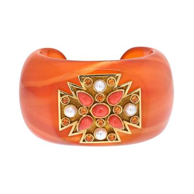  Verdura VERDURA 18K YELLOW GOLD CARVED AGATE CORAL PEARL BRACELET