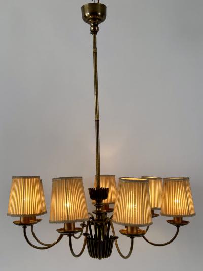  Vereinigte Werkst tten M nchen Rare Mid Century Eight Armed Chandelier by Vereinigte Werkst tten Germany 1950s