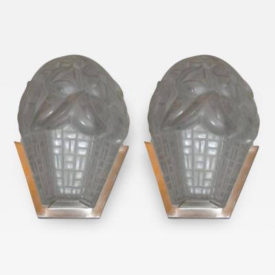  Verrerie d Art Degu Signed French Art Deco Wall Sconces by Degue