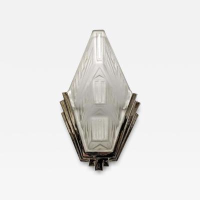  Verrerie des Hanots Pair of French Art Deco Geometric Wall Sconces Signed by Hanots
