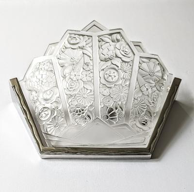  Verrerie des Hanots Pair of French Art Deco Sconces by Hanots