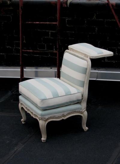 Victoria Son Louis XV Style Voyeuse