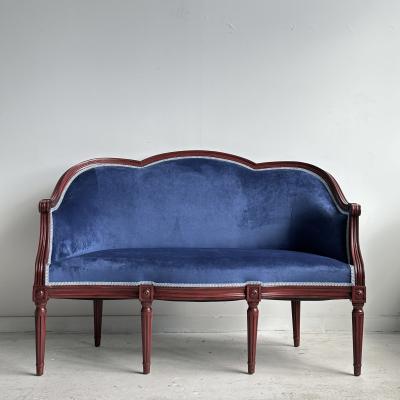  Victoria Son Louis XVI Style Settee