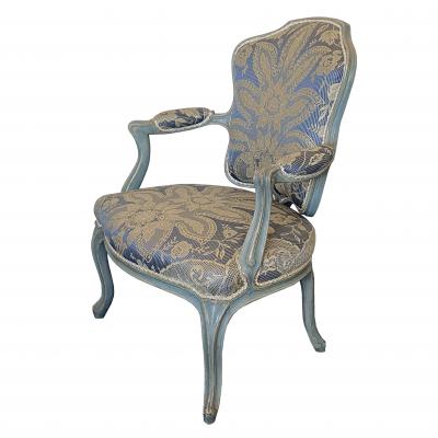  Victoria Son Malbet Armchair
