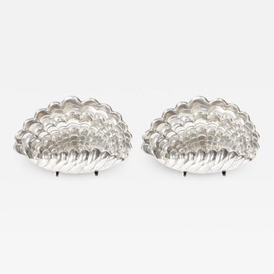  Vincent Garnier Pair of French Art Deco Shell Lamps in Polished Pewter by Vincent Garnier