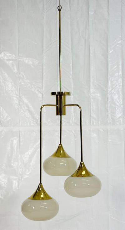  Visual Comfort Company Marian Jamieson Tamsen Chandelier in Brass Shell White Studio Glass Shades