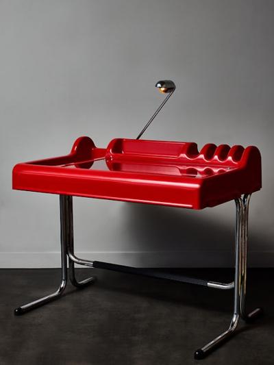  Vittorio Parigi Nani Prina Red Orix Desk by Vittorio Parigi and Nani Prina for Molteni