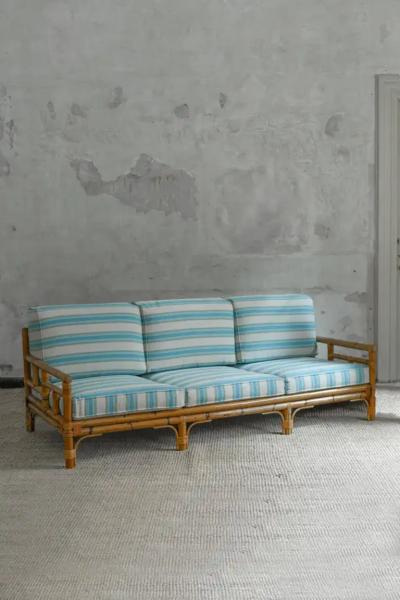  Vivai del Sud Three seater sofa Ming series designer Colin Morrow for Vivai del Sud 1980s