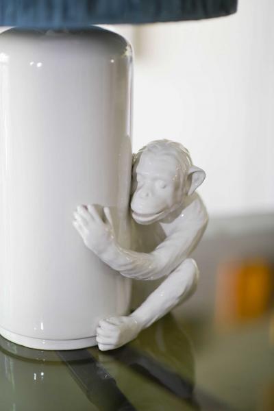  Vivai del Sud Vivai del Sud table lamp in white glazed ceramic with monkey shaped sculpture