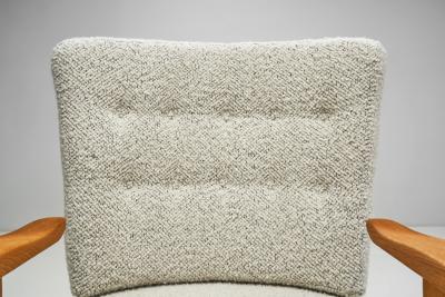  Votre Maison Guillerme et Chambron Sculpted Oak Lounge Chair for Votre Maison France 1950s