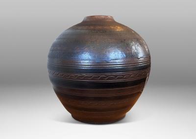 Wall kra AB Monumental vase by Arthur Andersson for Wall kra
