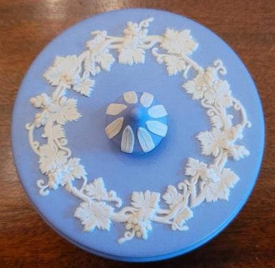  Wedgwood Wedgwood Jasperware Pale Blue Small Circular Lidded Vanity Box