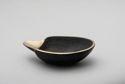  Werkst tte Carl Aub ck Carl Aubo ck Model 3599 Patinated Brass Bowl