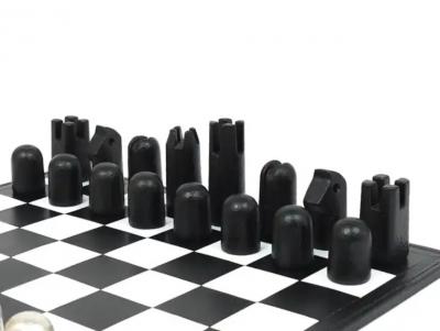  Werkst tte Carl Aub ck Carl Aubock Modernist Cast Iron Chess Game Set with Handmade Leather Board