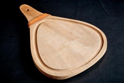  Werkst tte Carl Aub ck Carved Wooden Cutting Board with Leather Strap by Werkst tte Carl Aub ck