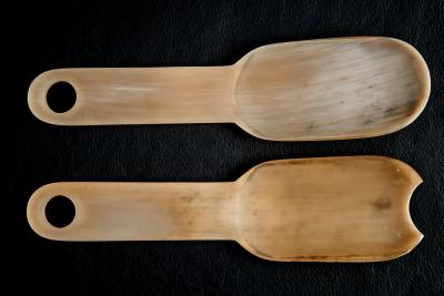  Werkst tte Carl Aub ck Hand carved horn Salad Servers with rounded Handles by Werkst tte Carl Aub ck