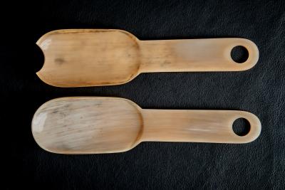  Werkst tte Carl Aub ck Hand carved horn Salad Servers with rounded Handles by Werkst tte Carl Aub ck
