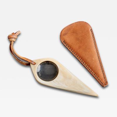  Werkst tte Carl Aub ck Magnifying Glass crafted from polished Horn by Werkst tte Carl Aub ck