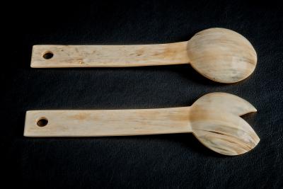  Werkst tte Carl Aub ck Pair of handcrafted horn Salad Servers by Werkst tte Carl Aub ck