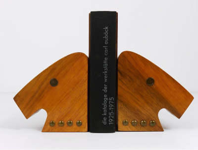  Werkst tte Hagenauer Wien Hagenauer Style Horse Bust Bookends Walnut and Brass Austria ca 1940s