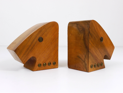  Werkst tte Hagenauer Wien Hagenauer Style Horse Bust Bookends Walnut and Brass Austria ca 1940s