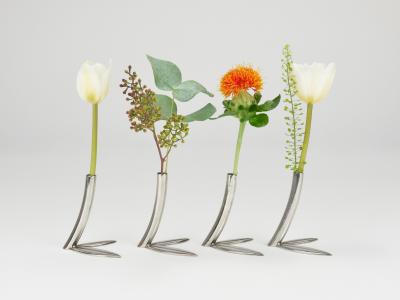  Werkst tte Hagenauer Wien Werkst tte Hagenauer 4 Soliflore Leaf Vases Brass Nickel Vienna 1960s
