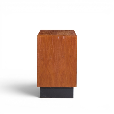  Westnofa Furniture Westnofa Mid Century Norwegian Teak 4 Drawer Dresser