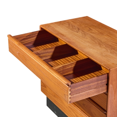  Westnofa Furniture Westnofa Mid Century Norwegian Teak 4 Drawer Dresser