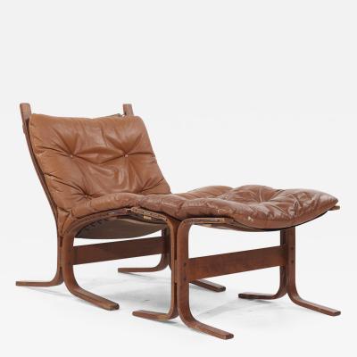  Westnofa Furniture Westnofa Siesta Mid Century Bentwood and Leather Lounge Chair and Ottoman