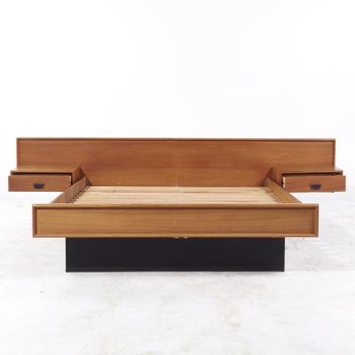  Westnofa Furniture Westnofa Style Mid Century Danish Teak Queen Platform Bed with Nightstands