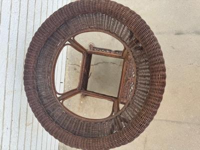  Wicker Works Wicker Table with Glass Top