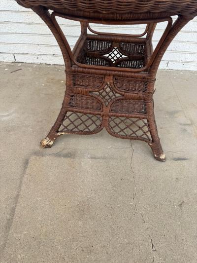  Wicker Works Wicker Table with Glass Top