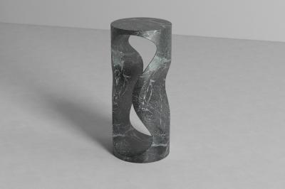 Wil n Jong Hour Glass Pedestal