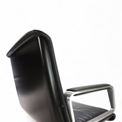  Wilkhahn Wilkhahn Delta 2 piece set of conference dining chairs by Delta Group 1960