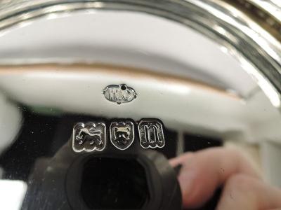  William Comyns Sons Ltd Antique English Edwardian Sterling Silver Covered Urn Trophy 1908