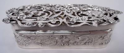  William Comyns Sons Ltd Comyns English Edwardian Art Nouveau Sterling Silver Trinket Box 1906