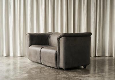  Wittmann Karl Wittmann Sofa in Patinated Grey Neck Leather 1980s