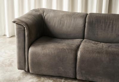  Wittmann Karl Wittmann Sofa in Patinated Grey Neck Leather 1980s