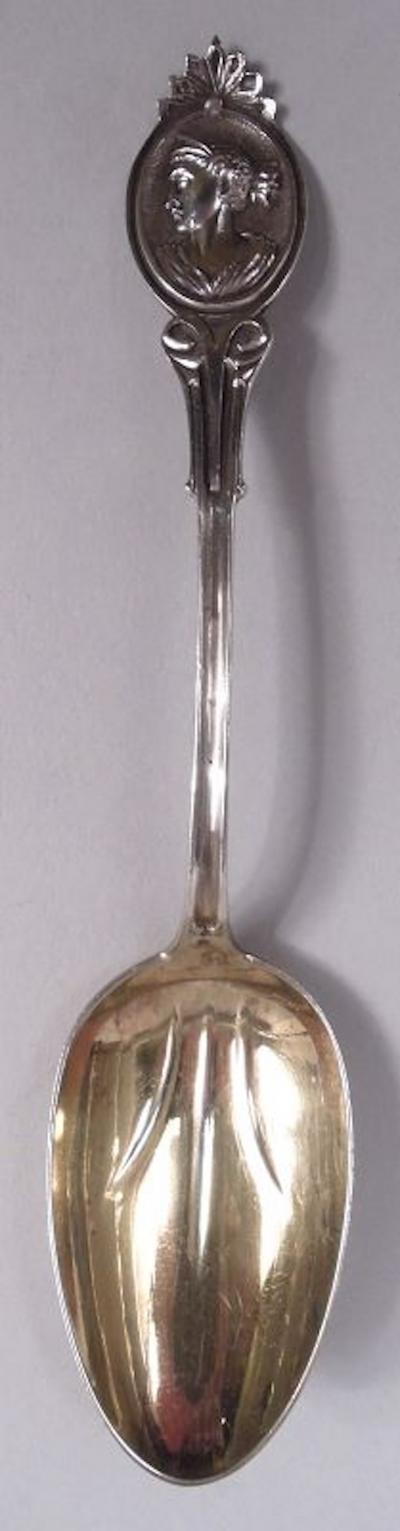  Wood Hughes Wood Hughes New York Medallion Diana Coin Silver Teaspoons