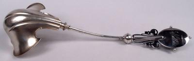  Wood Hughes Wood Hughes New York Sterling Silver Medallion Inspired Punch Ladle