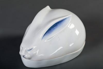  Yaichi White Rabbit Porcelain Container
