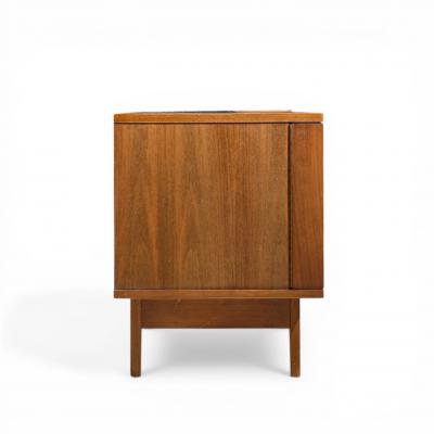  Young Manufacturing Company Young Manufacturing Mid Century Credenza and Hutch