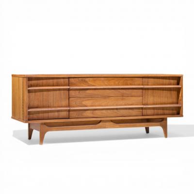  Young Manufacturing Company Young Manufacturing Mid Century Credenza and Hutch