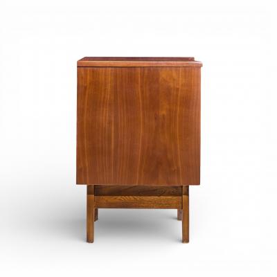  Young Manufacturing Company Young Manufacturing Mid Century Curved Walnut Nightstands Pair