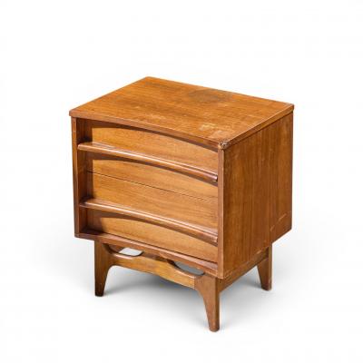  Young Manufacturing Company Young Manufacturing Mid Century Walnut Curved Front Nightstands Pair
