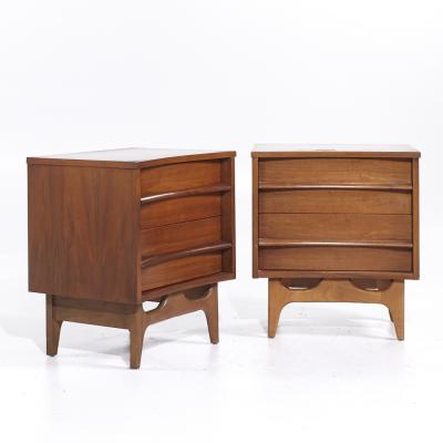  Young Manufacturing Company Young Manufacturing Mid Century Walnut Curved Nightstands Pair