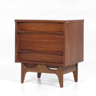  Young Manufacturing Company Young Manufacturing Mid Century Walnut Curved Nightstands Pair