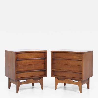  Young Manufacturing Company Young Manufacturing Mid Century Walnut Curved Nightstands Pair